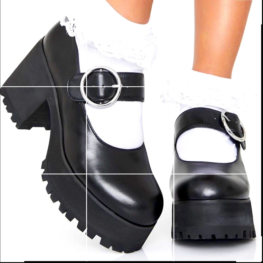 Black, MaryJane Platform, size 11. Brand New.